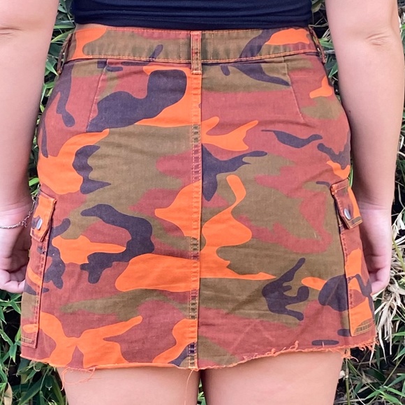 BDG Urban Outfitters camo skirt M - Picture 3 of 4